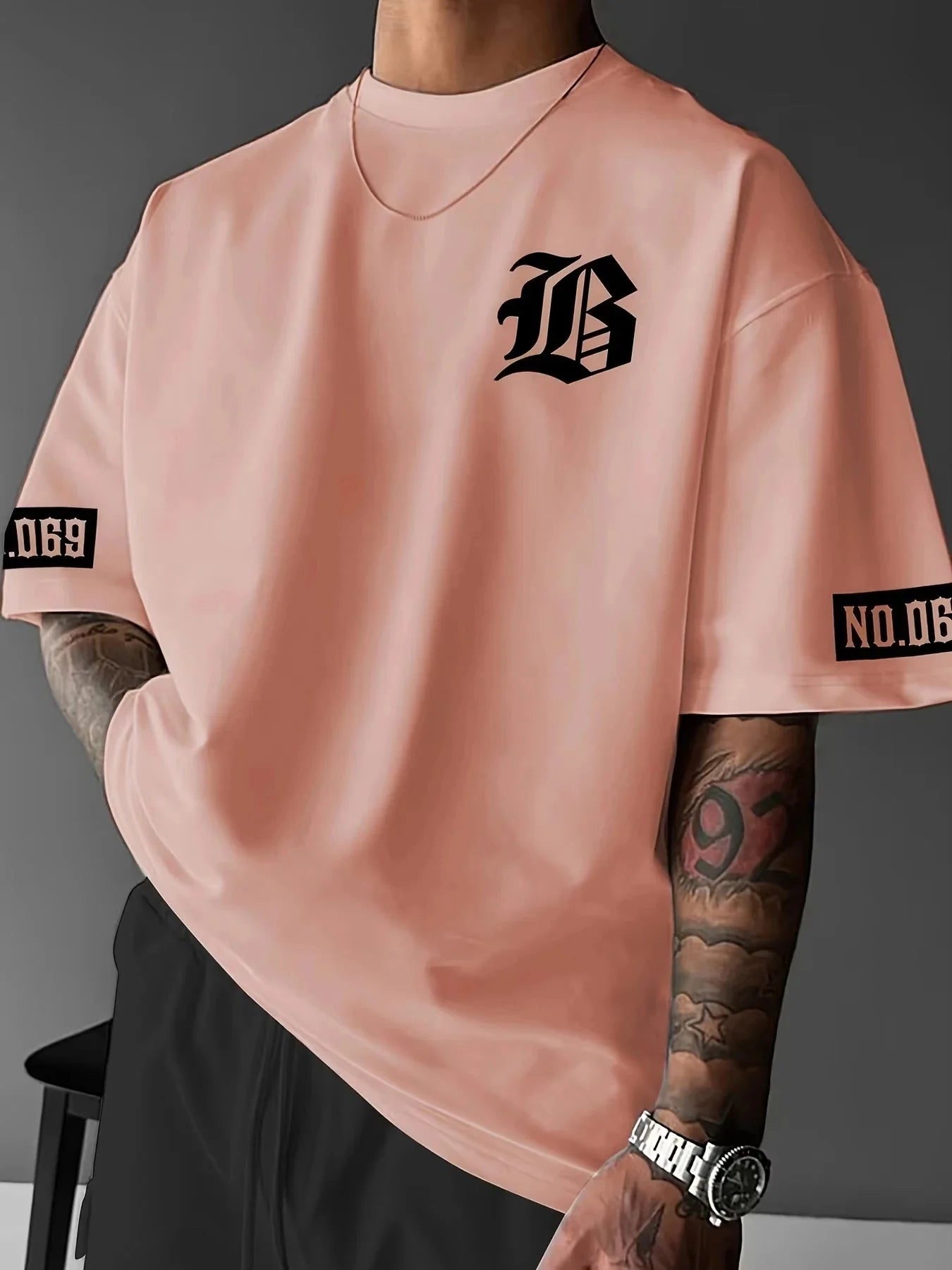 The popular men's T-shirts for the summer of 2025 are light comfortable and suitable for casual sporty and simple styles