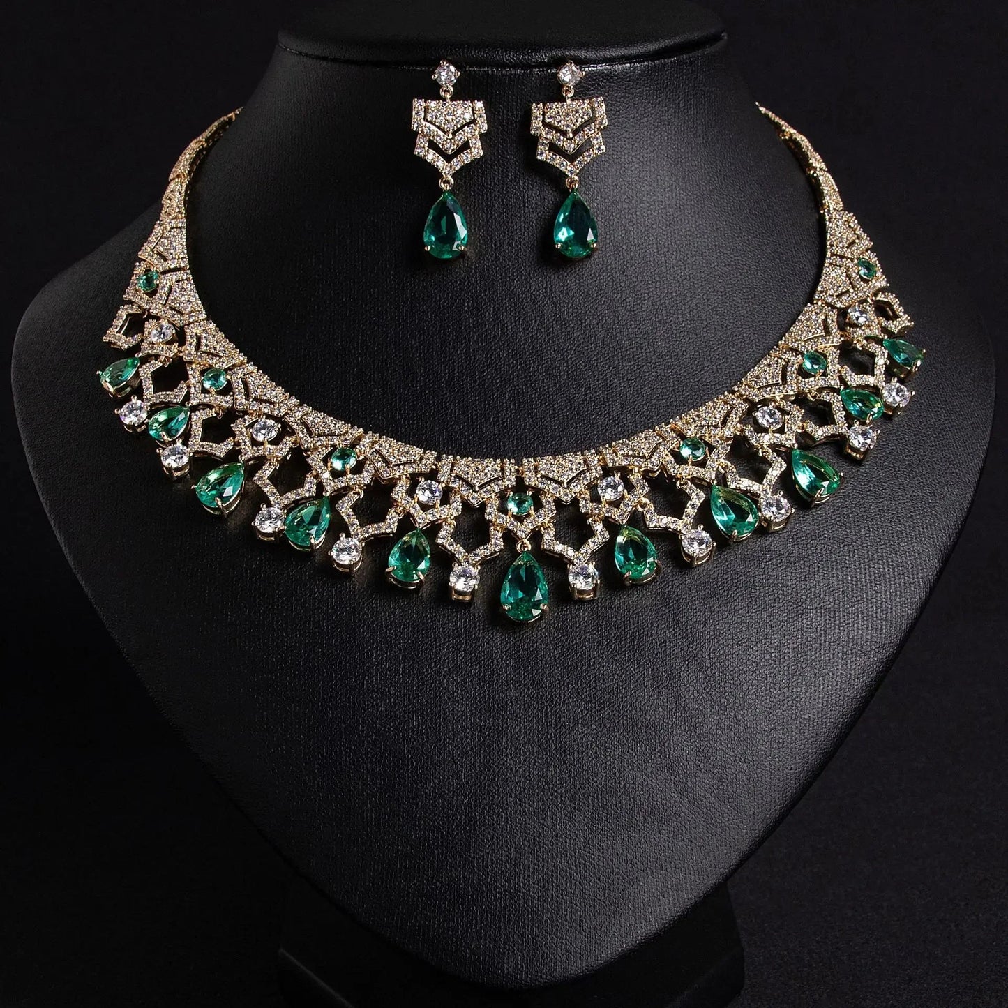 Exquisite Appeal Women High Jewelry Set 2 Piece Necklace Earrings Dress Accessories for Festive Wedding Prom Host Gift 2026