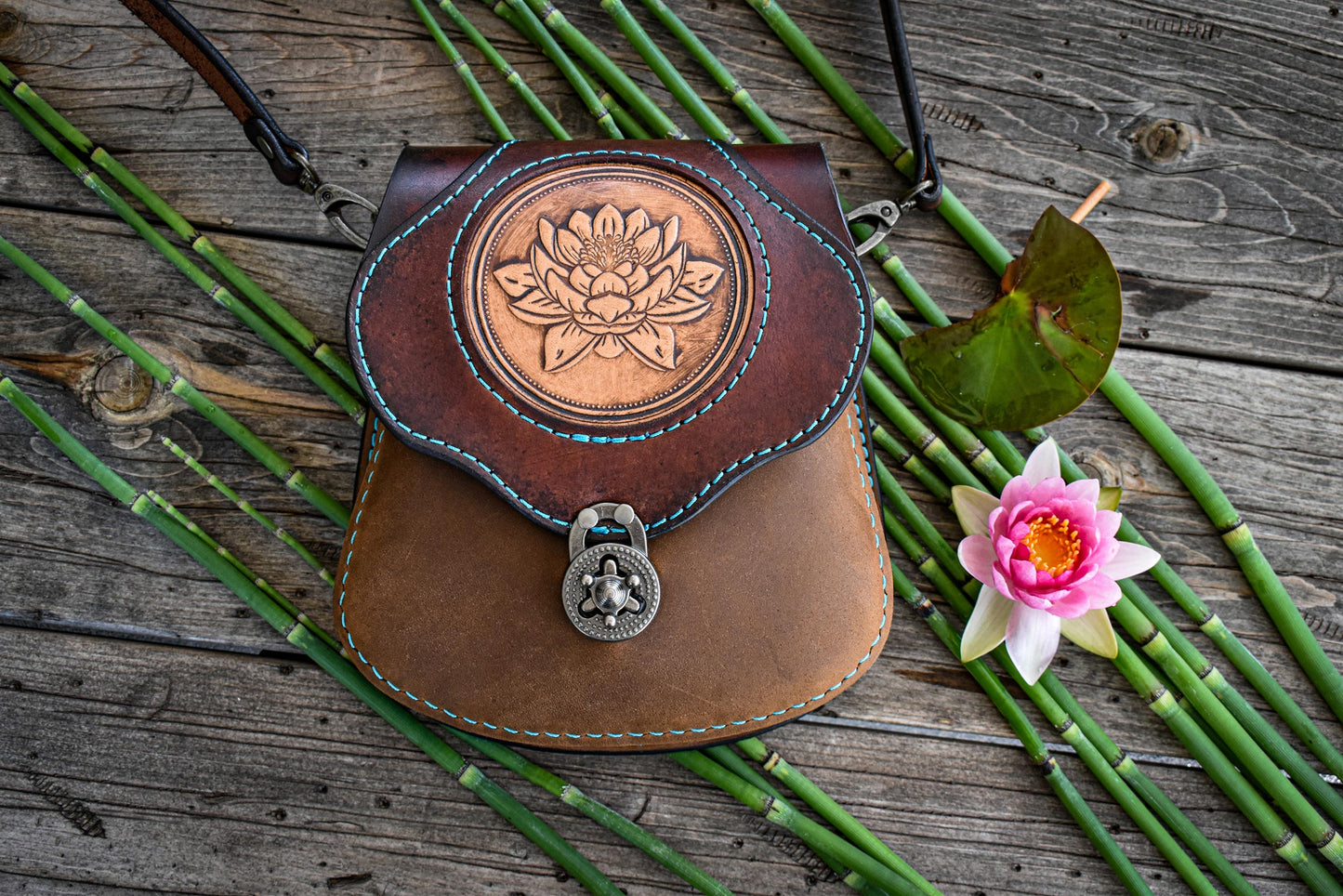 THE BRIGID - Crossbody Bag w/Lily