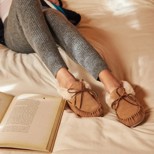 Minnetonka Chrissy Bootie - Womens Slipper