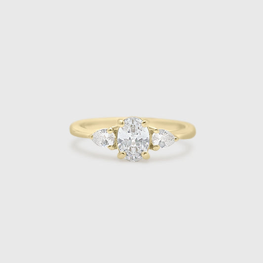 "Amanda" Ring - Memorial Diamond Collection