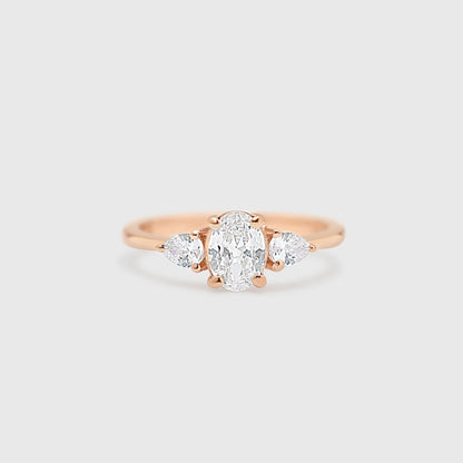 "Amanda" Ring - Memorial Diamond Collection