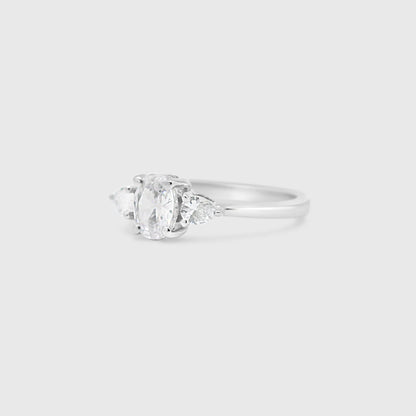 "Amanda" Ring - Memorial Diamond Collection