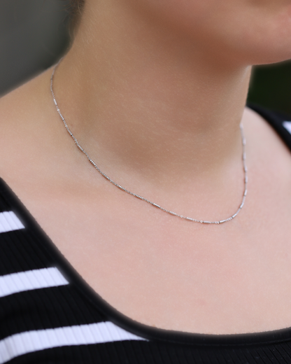Diamond Bar Pillar Chain