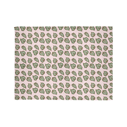 Begonia Pattern Cozy Fleece Throw Blanket