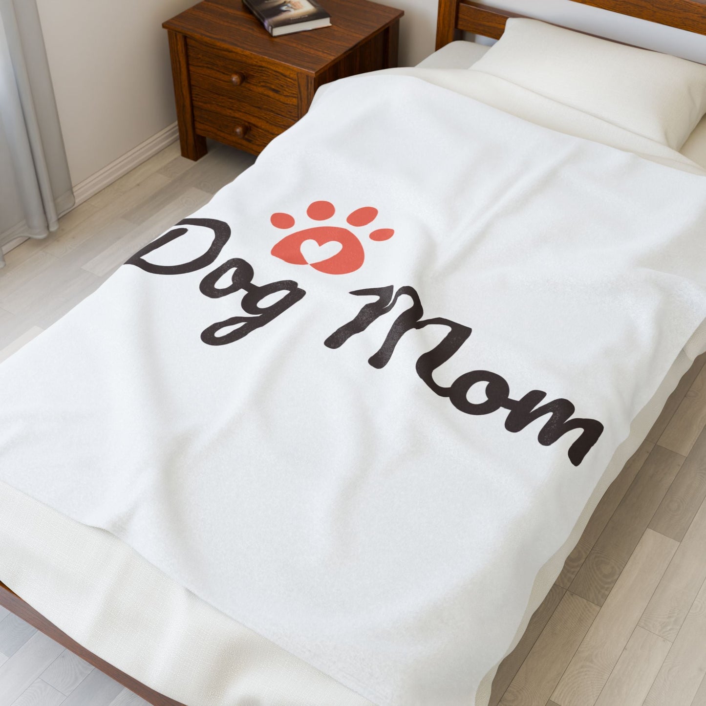 Dog Mom Velveteen Plush Blanket – Cozy Paw Print Throw for Pet Lovers, Gift for Mother's Day & Adoption Celebrations