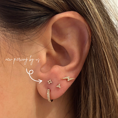14K Solid Gold Four-point Cluster CZ Threadless Labret Flat Back Earring
