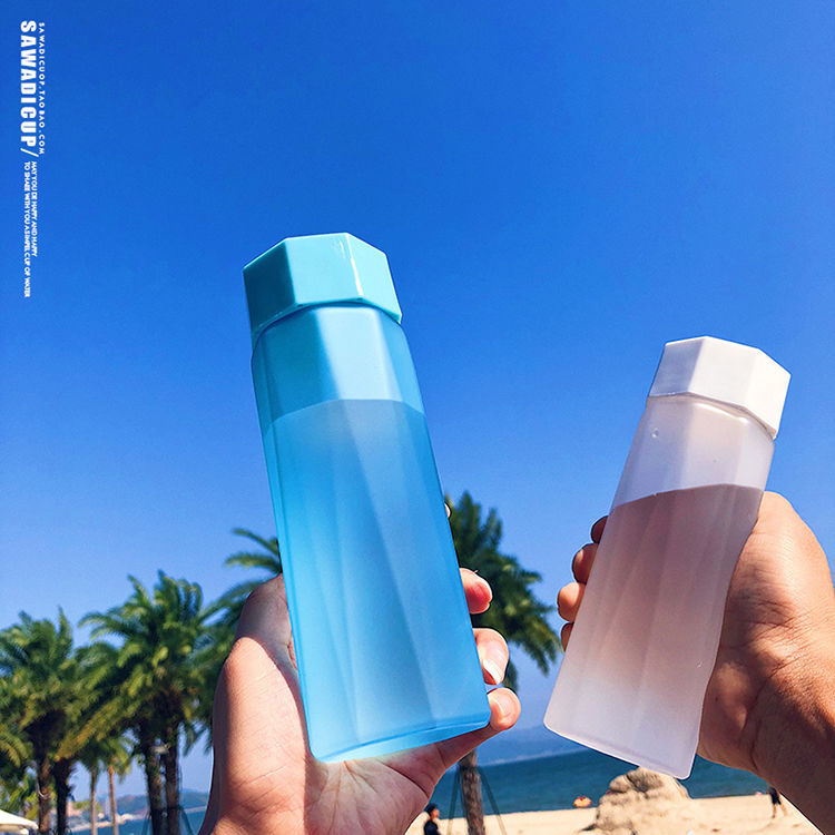 Plastic cup with rope sports water cup frosted