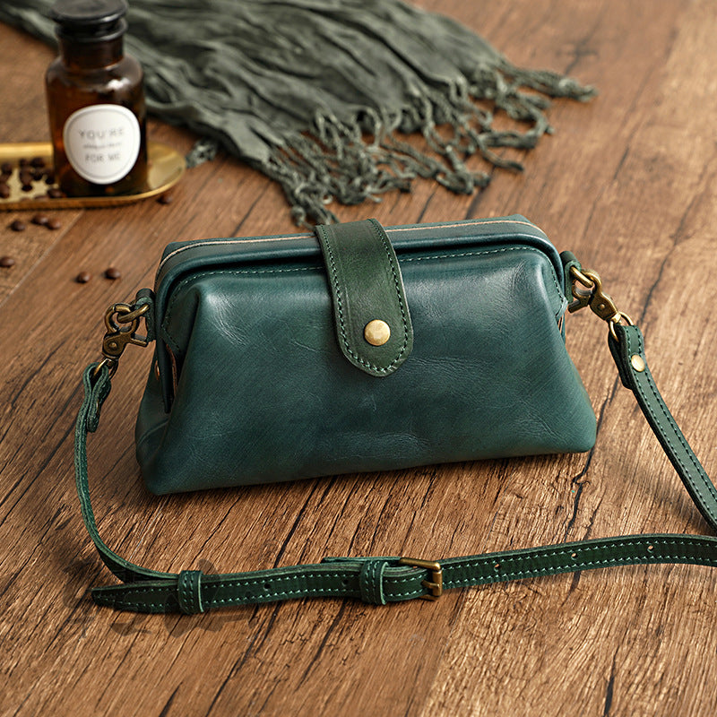Clementine Leather Crossbody Bag - Elegant Pillow-Type Shoulder Purse