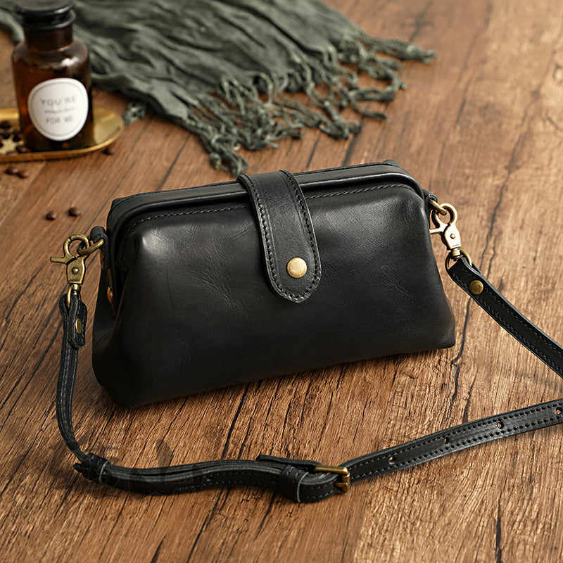 Clementine Leather Crossbody Bag - Elegant Pillow-Type Shoulder Purse