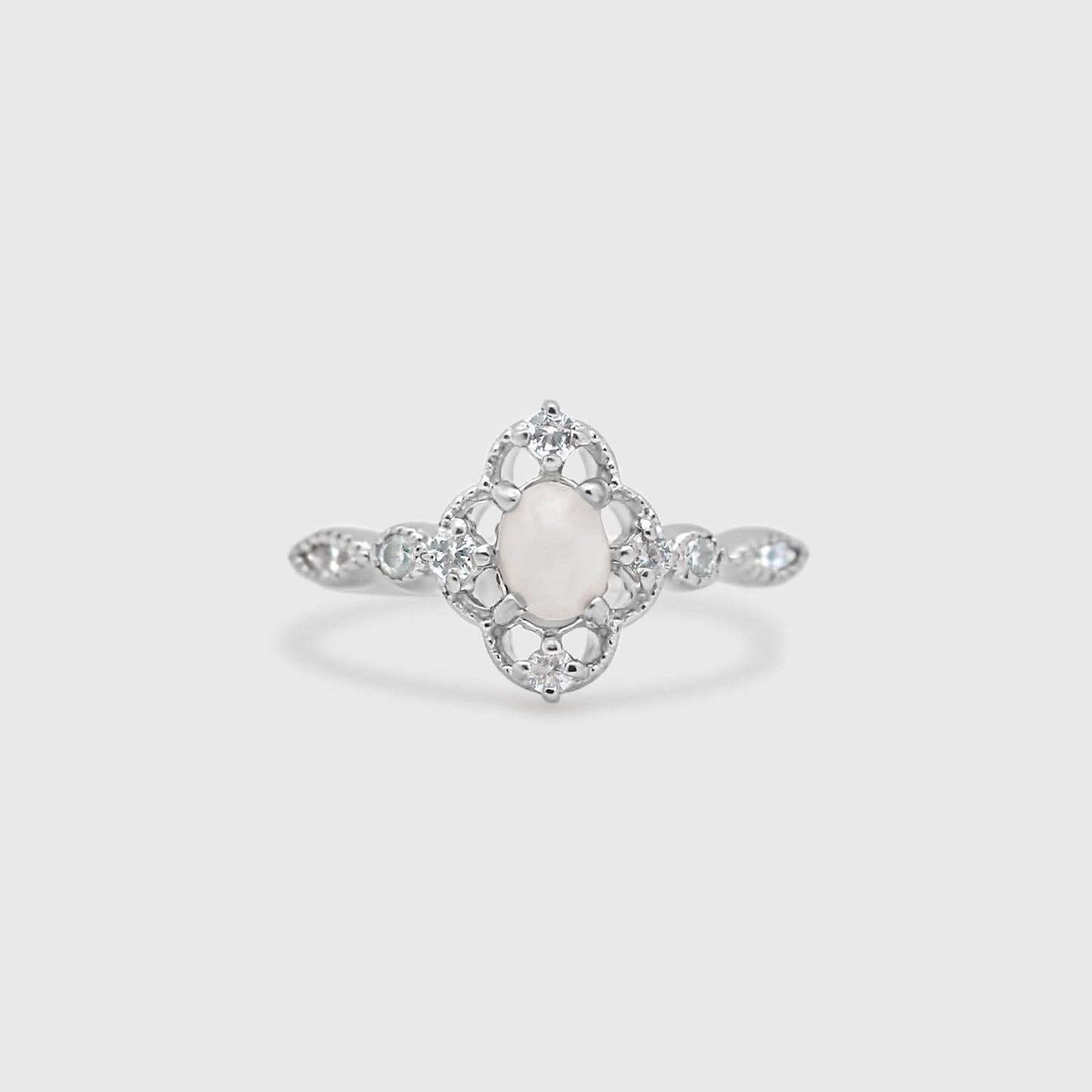 Vintage Lace Oval Ring