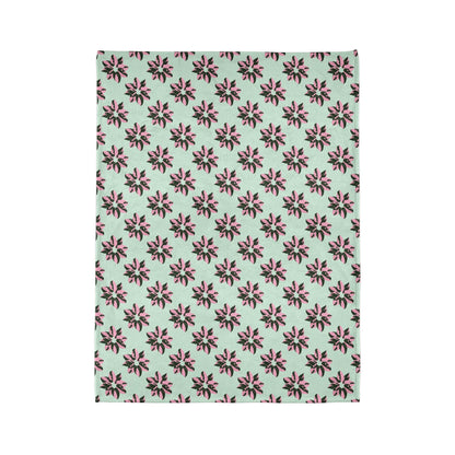 Pink Princess Philodendron Pattern Cozy Fleece Throw Blanket