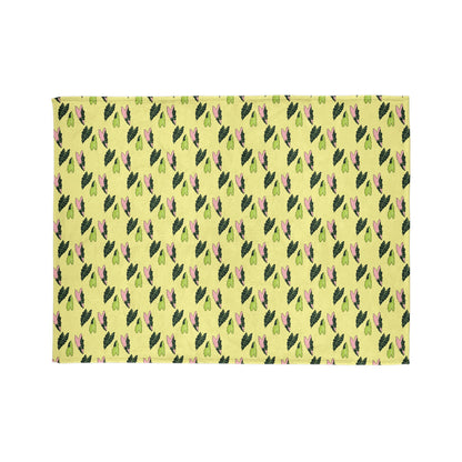 Alocasia Pattern Cozy Fleece Throw Blanket
