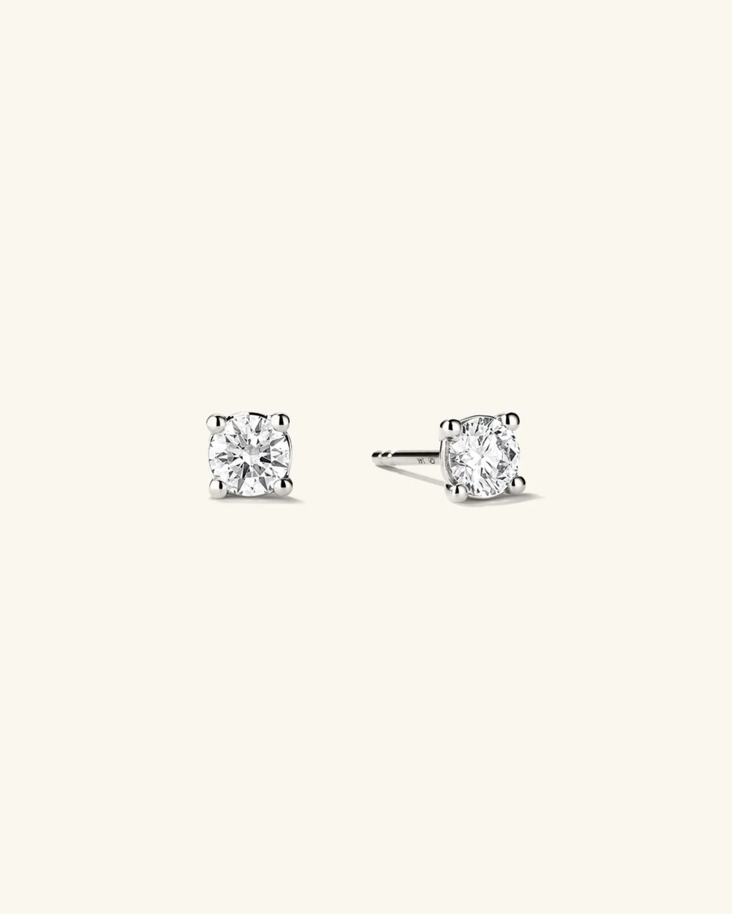Round Studs