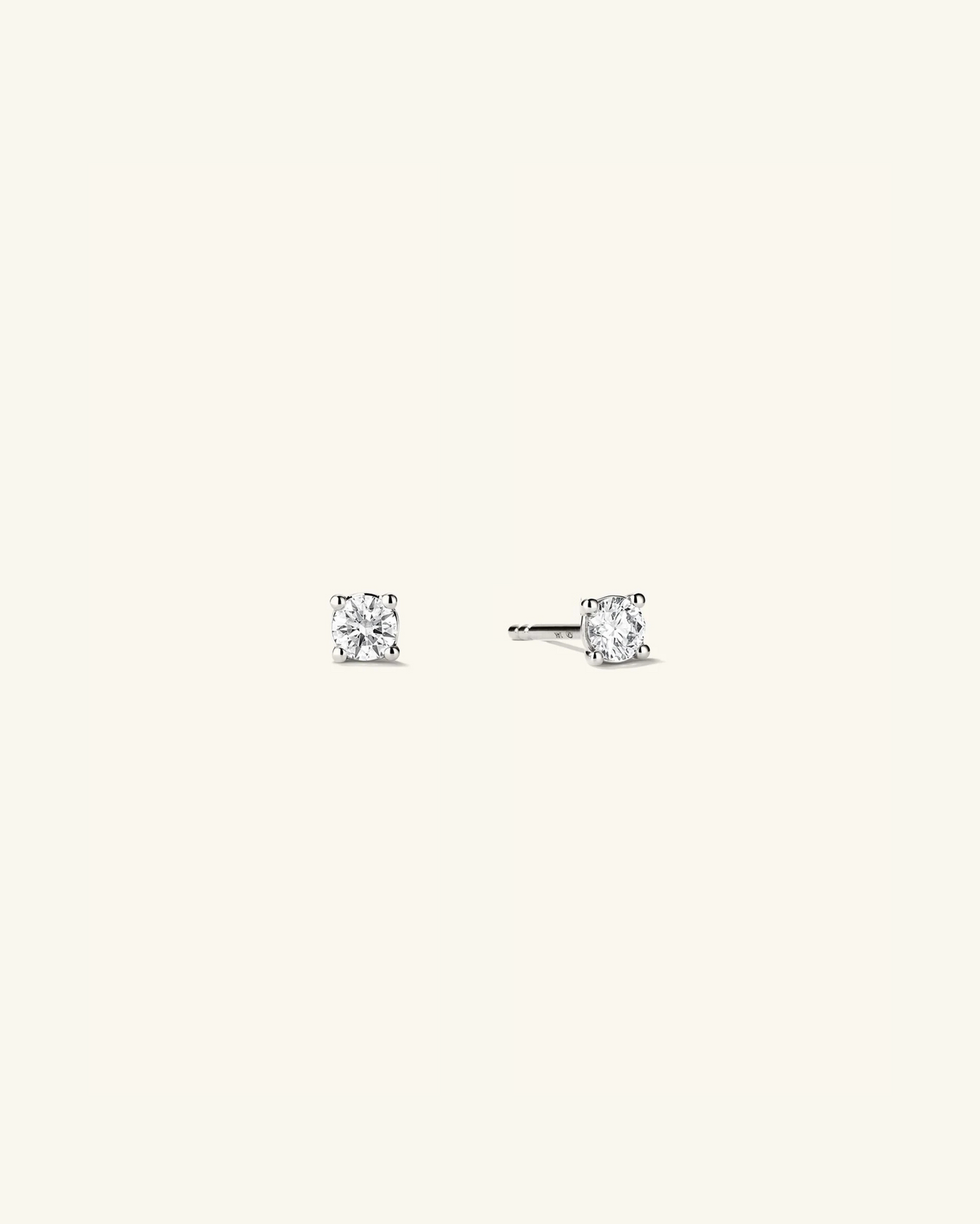 Round Studs