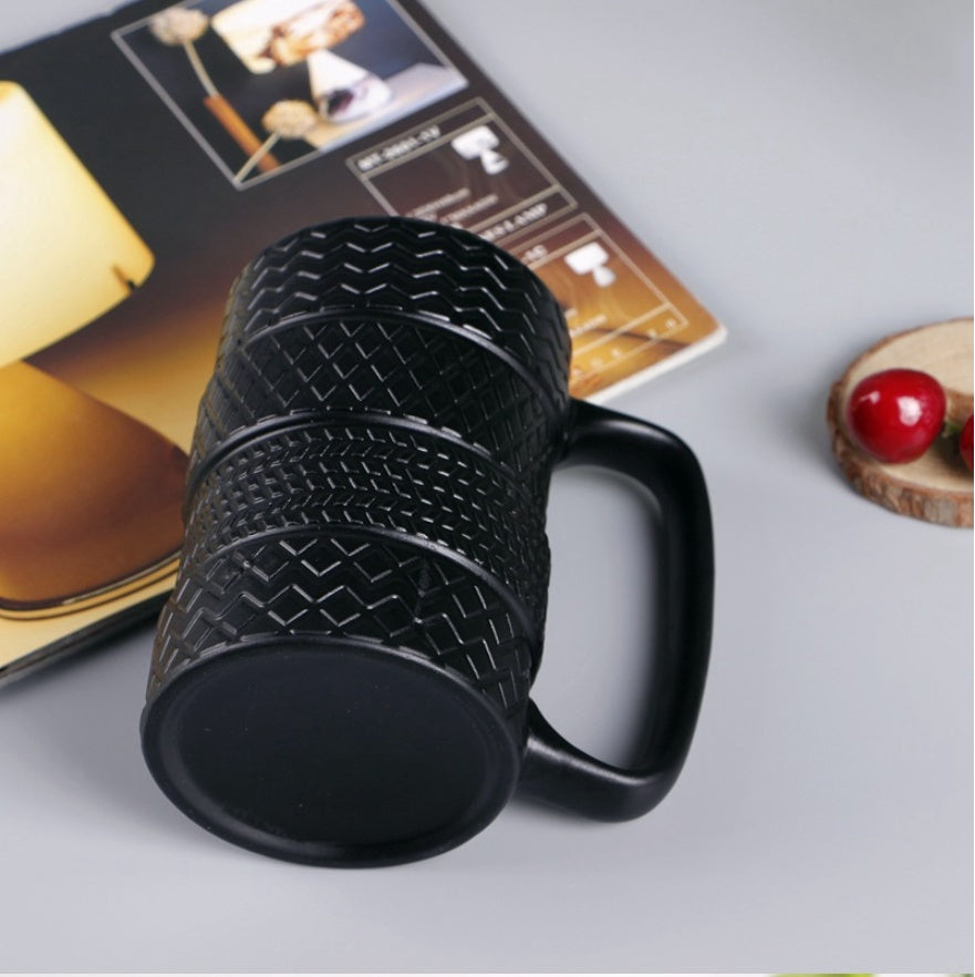 Large capacity ceramic cup