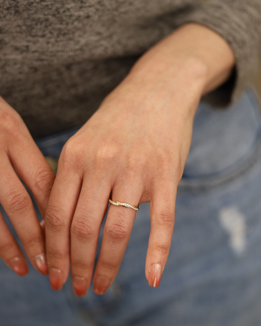 Ivy Band Ring