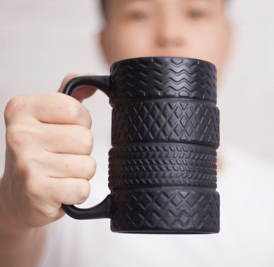 Large capacity ceramic cup