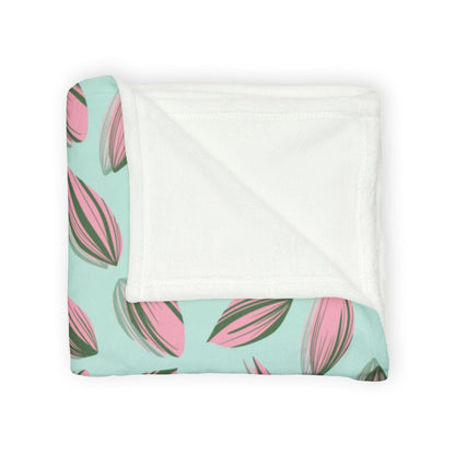 Tradescantia Nanouk Pattern Cozy Fleece Throw Blanket