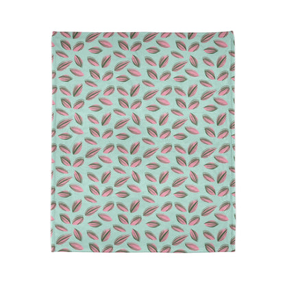Tradescantia Nanouk Pattern Cozy Fleece Throw Blanket