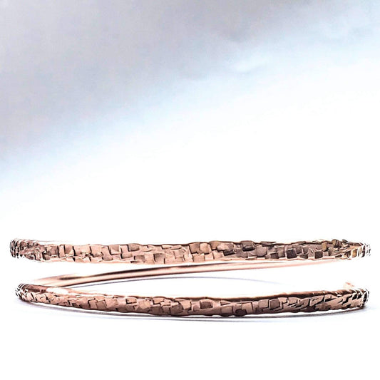 8 Gauge Handmade Hammer Textured Sculpted Full Overlap Copper Bangle