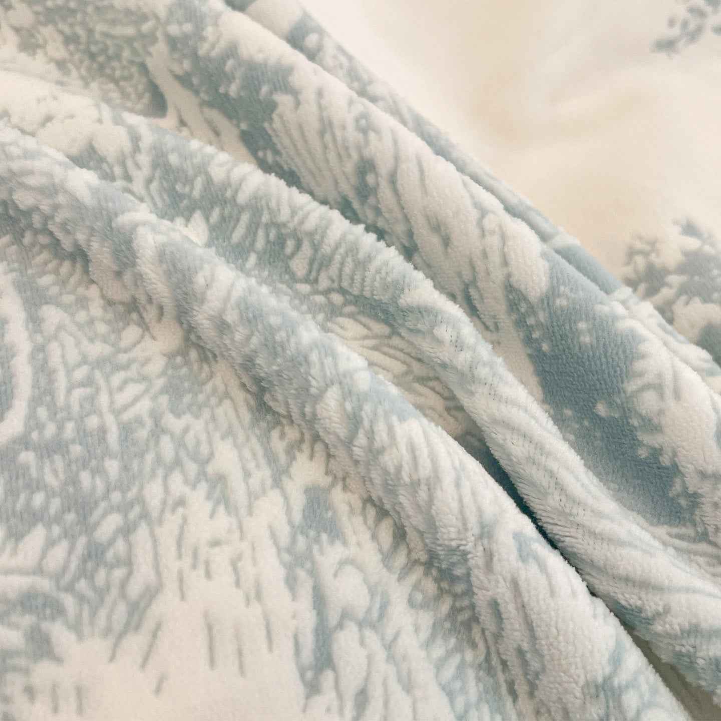 A Pair Of Extra-thick Milk Velvet Pillowcases