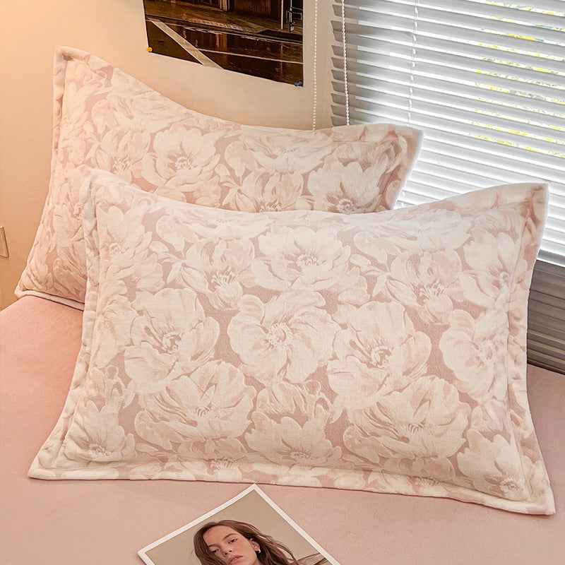 A Pair Of Extra-thick Milk Velvet Pillowcases