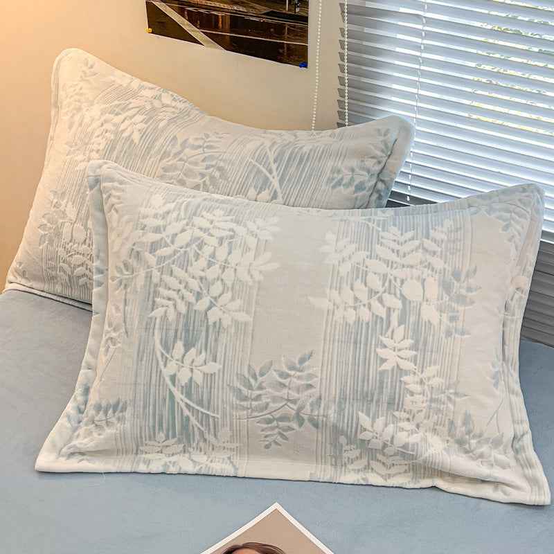 A Pair Of Extra-thick Milk Velvet Pillowcases