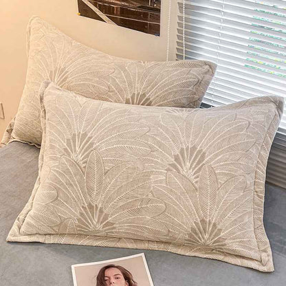 A Pair Of Extra-thick Milk Velvet Pillowcases