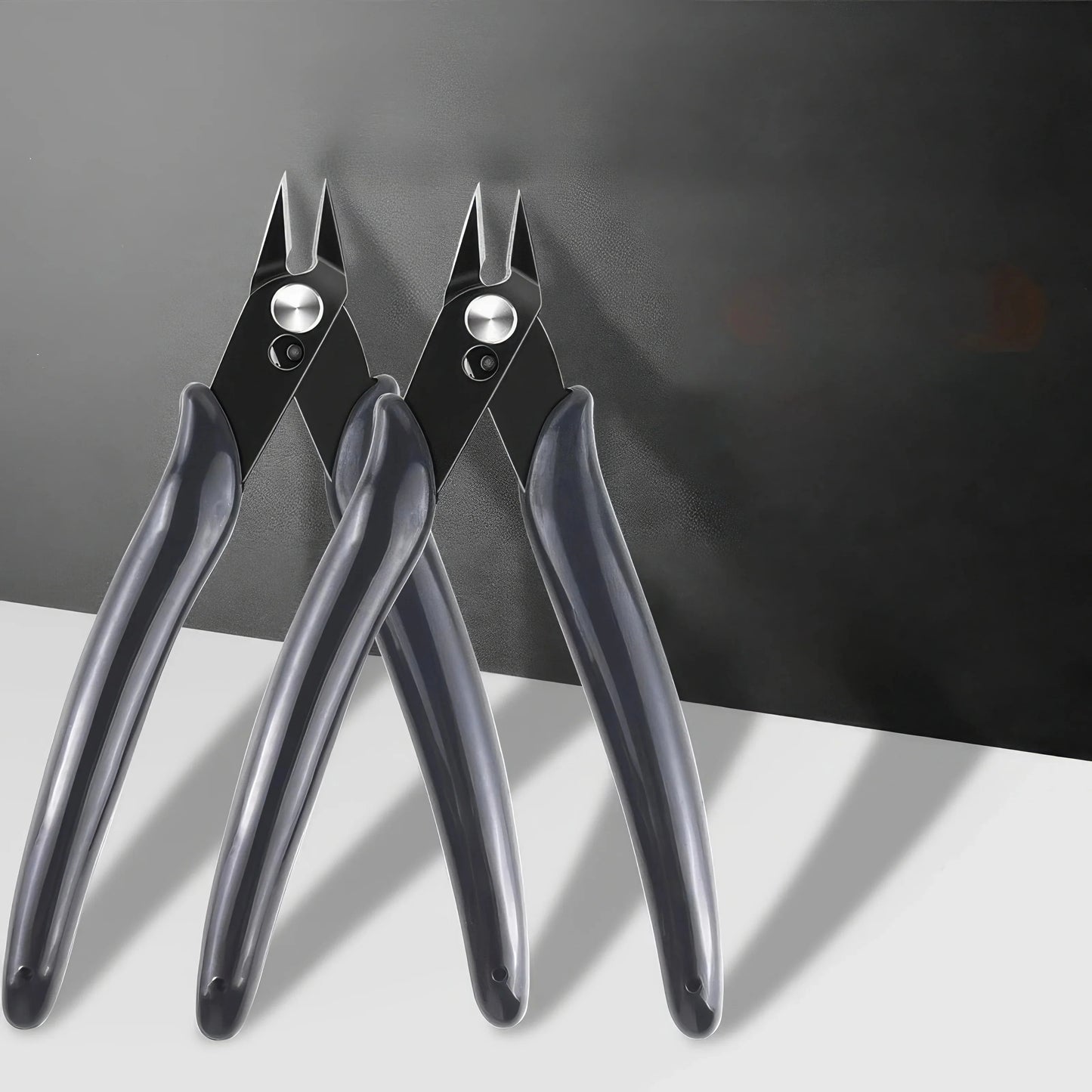 1/2 Piece Carbon Steel Wire Cutter, Black, Non Foldable, Suitable for Craft Wire Cutters, A Must-have Item for Families