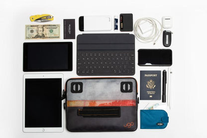 ugo® Black Geo Collection TABLET XL