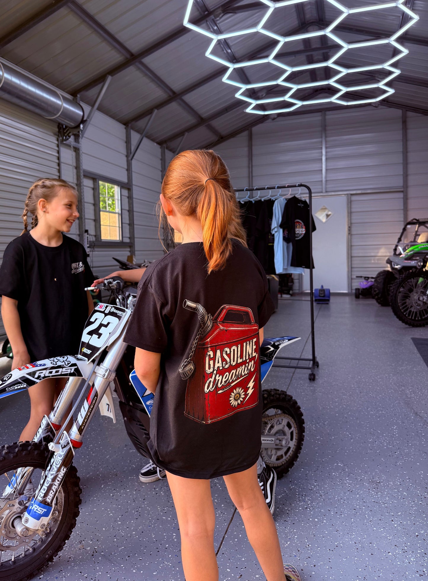 Gasoline Dreamin’ Tee - FAVORITE