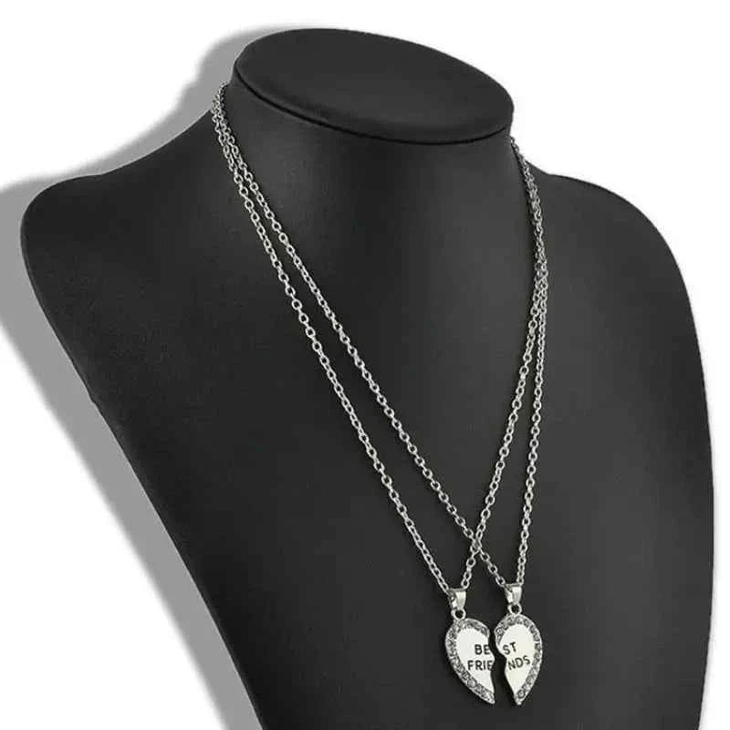 Gooden Friends Love English Pendant Pendant Necklace Fashion Two Rhinestones Alloy Flap Best Friends Necklace New Product Launch