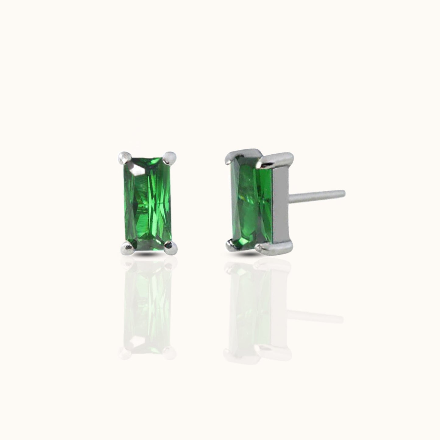 Rectangle Green CZ Threadless Labret Titanium Flat Back Earring