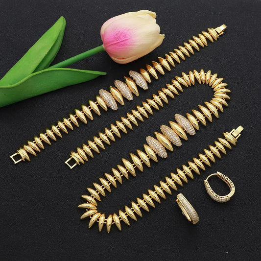 Dubai Vintage Jewelry Sets For Women Luxury Design Shiny Zircon Gold Plated Necklace Earring Bangle Wedding Party Accessories