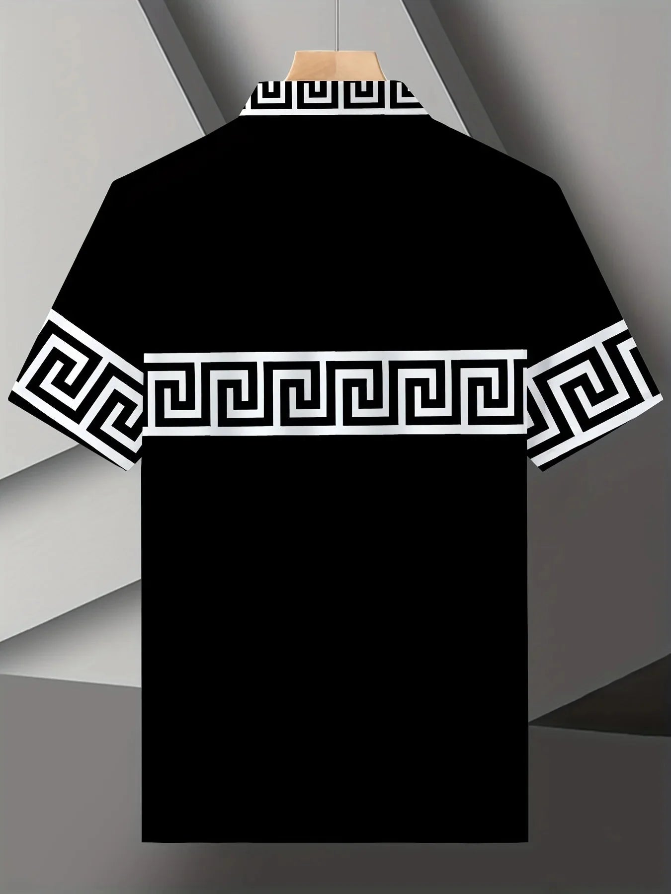 The new men's short-sleeved POLO shirt for summer 2025 features a casual fashionable and comfortable 3D striped pattern print