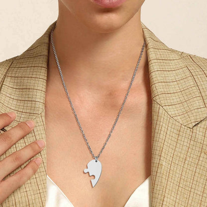 Custom Engrave BFF Friendship Necklaces for 2 Best Friends Gifts, Couple Heart Love Forever Pendant Female BFF Necklaces Set