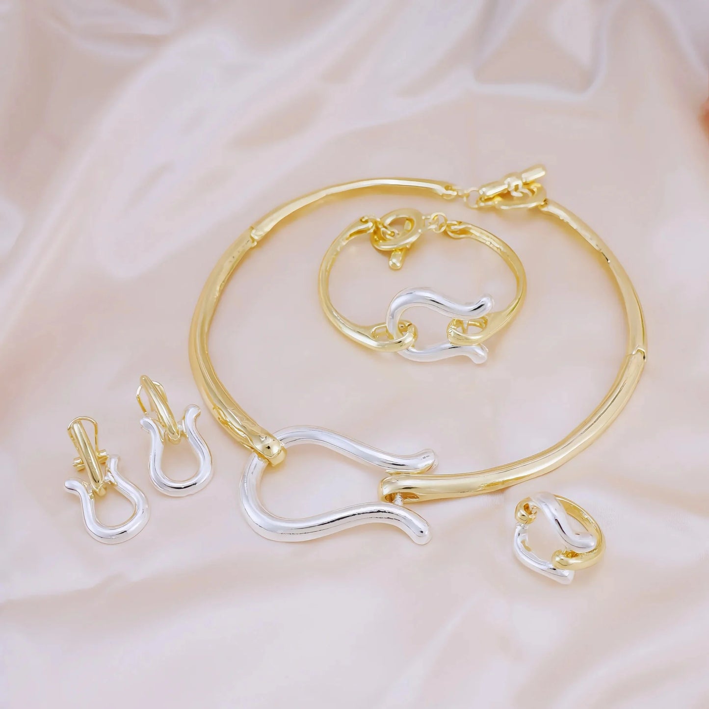 Fashion Jewelry Sets For Women Gold Color Choker Necklace Earrings Bracelets Ring Wedding Set Party Accessories