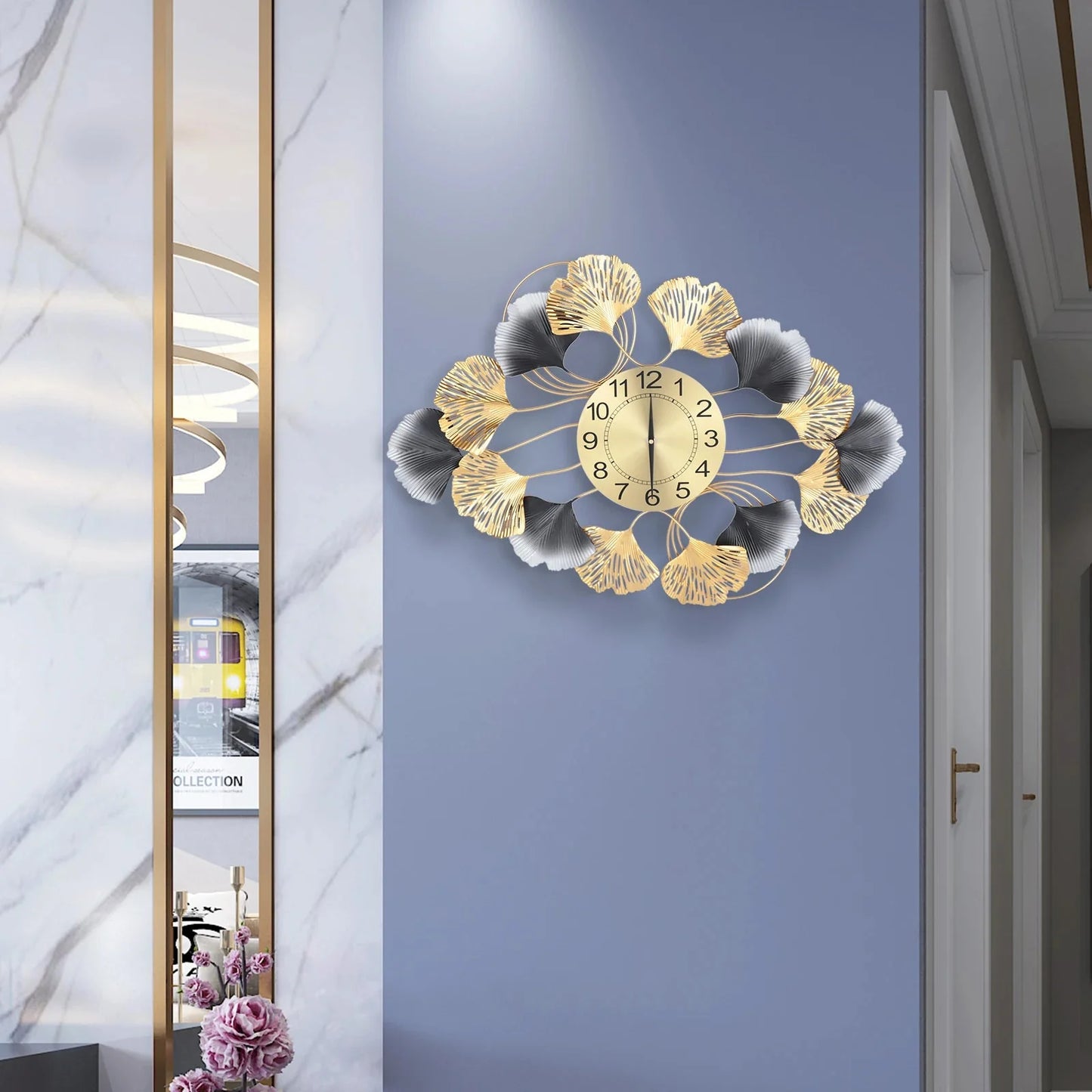 Background Art Display Design Round Gold Clock 8"