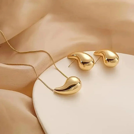 2-Piece Elegant Stylish Gold Drop Jewelry Set With High-End Earrings And Necklace Combination Suitable For Woman Daily Wear