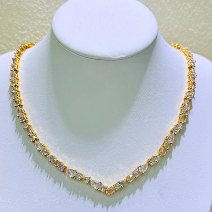 2025 New Fine Jewelry Set Luxury White Gold High Quality Geometric Crystal Luxury Necklace Bracelet Earrings Ring Gift for Women