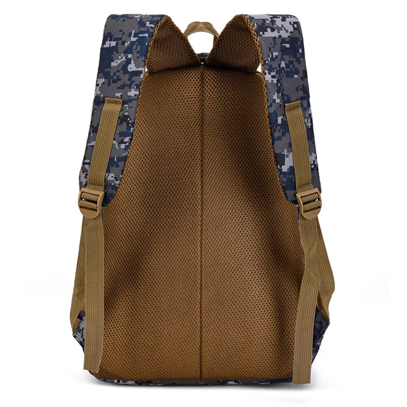 Camouflage large-capacity backpack - adjustable shoulder strap, outdoor theme style, zipper closure, ideal for hiking