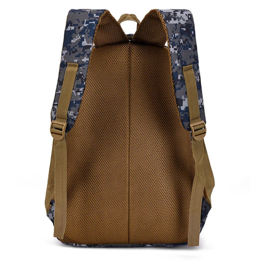 Camouflage large-capacity backpack - adjustable shoulder strap, outdoor theme style, zipper closure, ideal for hiking