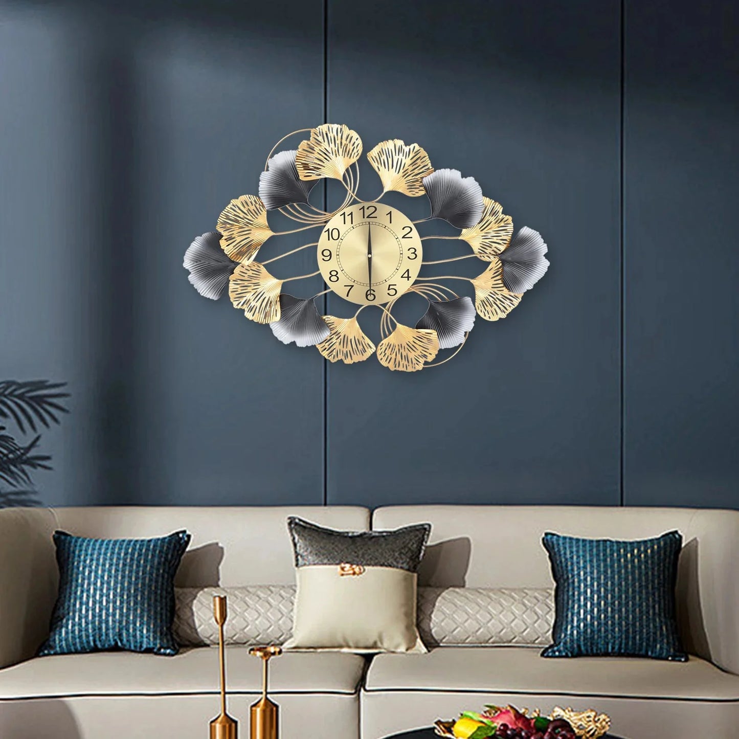 Background Art Display Design Round Gold Clock 8"
