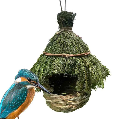 Unique Birdhouse Comfortable Birdhouse Hand-woven Natural Grass Hummingbird House For Garden Outdoor Decoration Window Hideaway