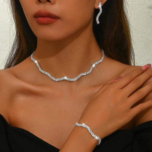 Luxury Wedding Jewelry Set: Necklace, Bracelet and Earring Set, Exquisite Crystal Jewelry, Women's Wedding Party Costumes