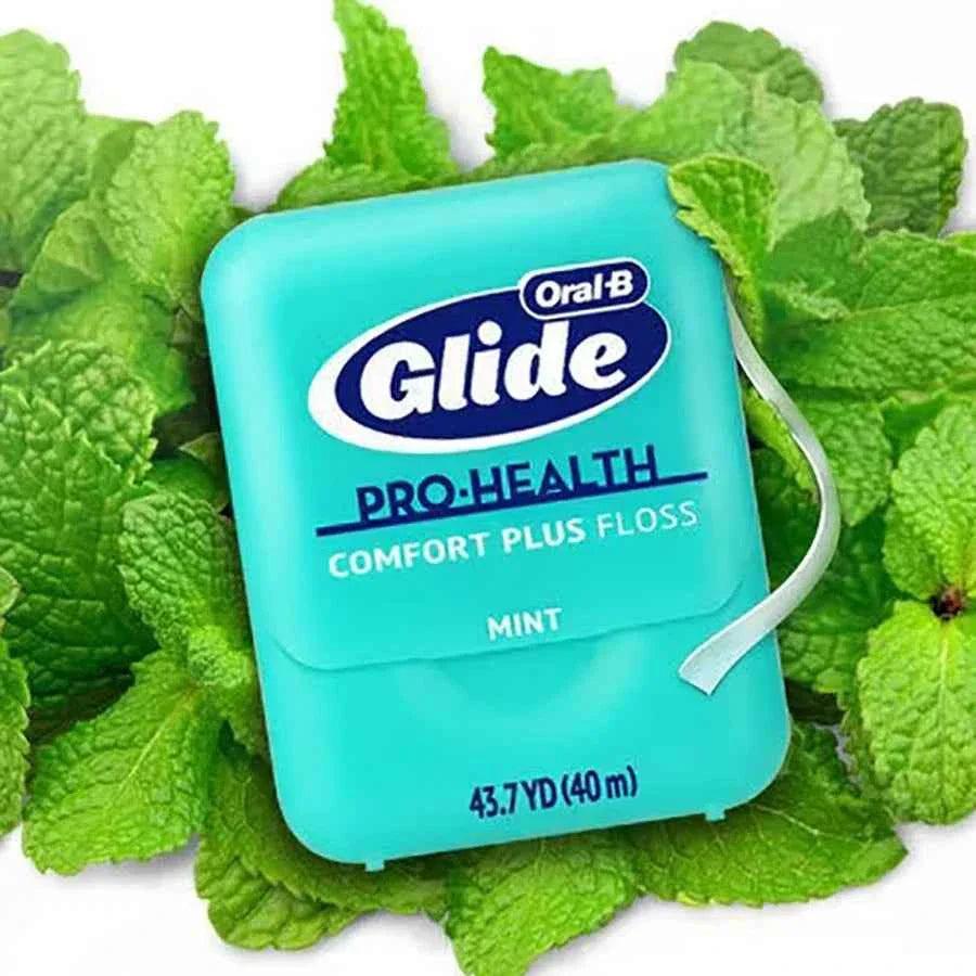 Oral B Glide Plus Floss Ultra Soft Dental Flosser Mint Flavor Comfortable Wide Flat Deep Cleaning Floss 40M
