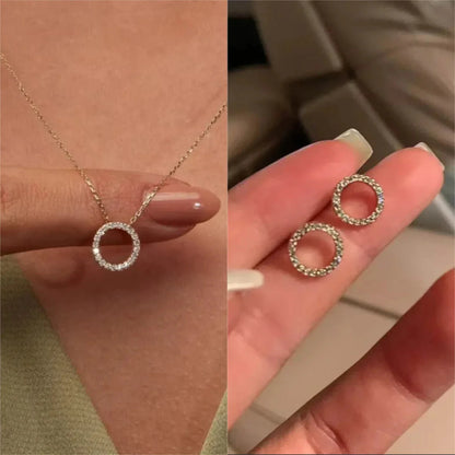 Fashion Trend Elegant Jewelry Simple Crystal Circle Pendant Necklace Golden Color Unquie Women Necklace Party Gift Wholesale