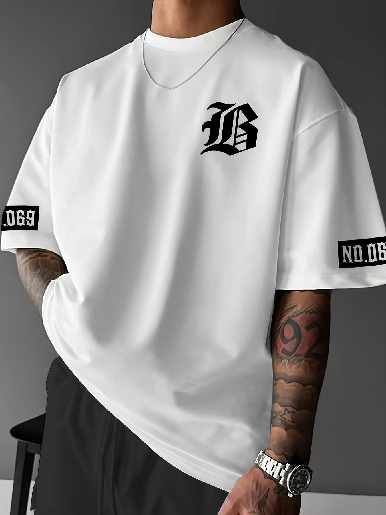 The popular men's T-shirts for the summer of 2025 are light comfortable and suitable for casual sporty and simple styles