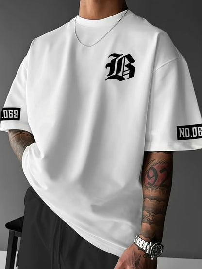 The popular men's T-shirts for the summer of 2025 are light comfortable and suitable for casual sporty and simple styles